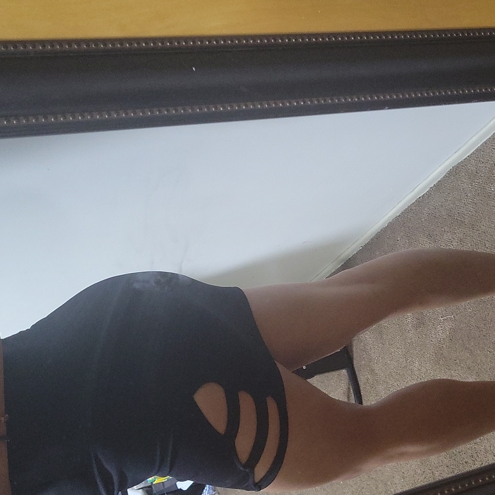Dress - Picture 2 of 2